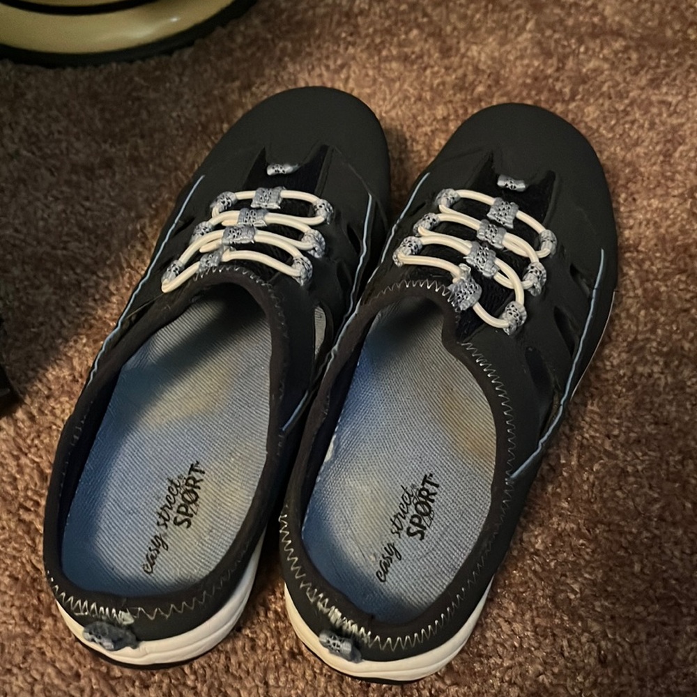 House Life Shoes